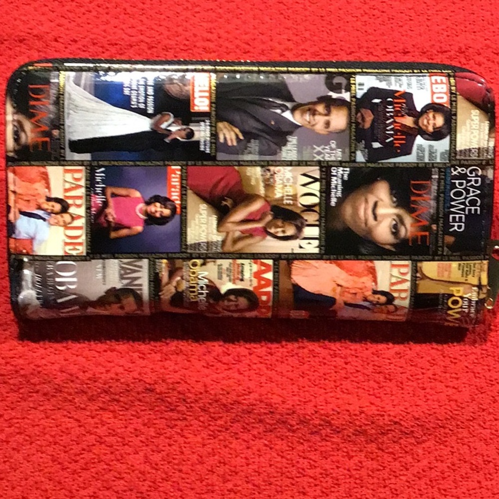 Classic Wallet - Picture 2 of 5